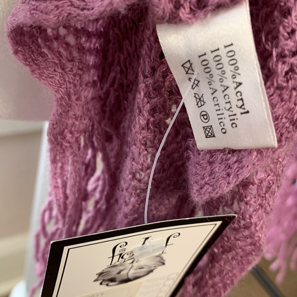 Bijou Brigitte Lavender Ruffle scarf. NWT - Picture 6 of 7
